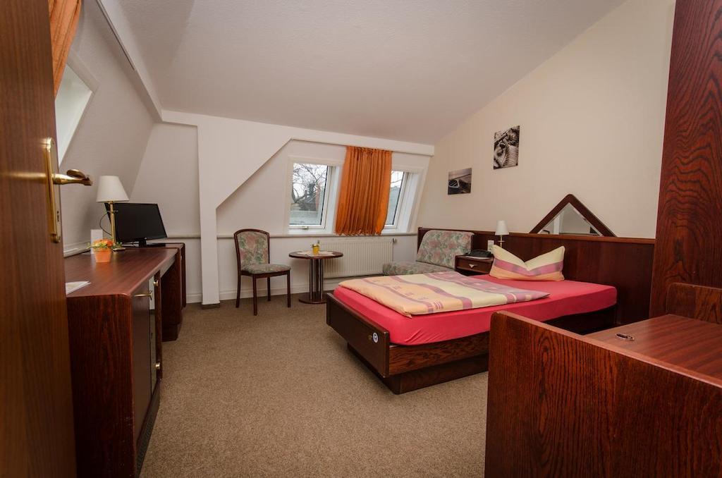 Hotel Siegmar Im Geschaftshaus Кемниц Стая снимка